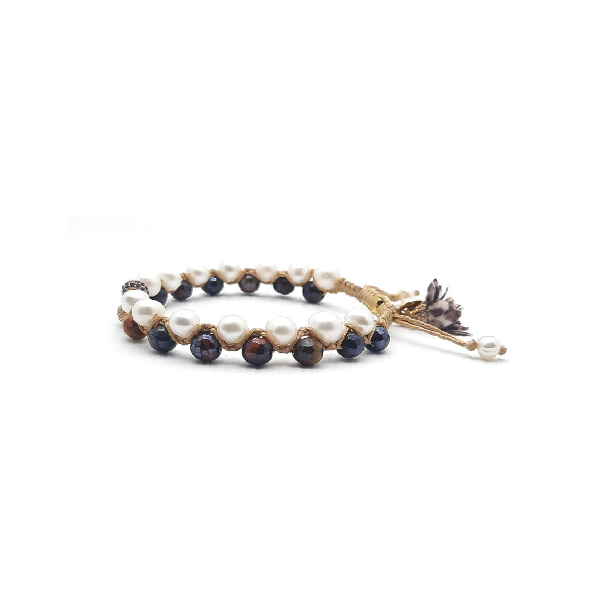 TaRa Ek Saaht Bracciale in argento 925% con pietre naturali Agata galvanizzata e Perle naturali acqua dolce significato spirituale del tibetano fatto a mano in Italia e on line store in centro a Este da Gioielli D'Este a prezzi scontati.