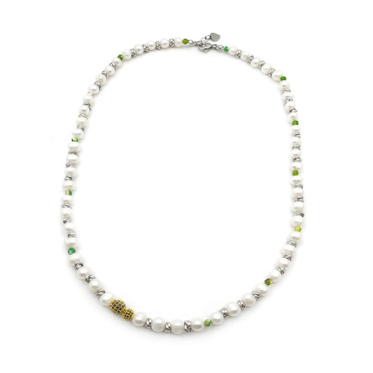 Vi presentiamo Motte, l’ultima fusione di tradizione e modernità. Questo squisito gioiello da uomo abbraccia il fascino senza tempo della perla, simbolo di eleganza e raffinatezza che ha affascinato la cultura umana per secoli. Con Perle, potrete fare una dichiarazione audace, mettendo in mostra il vostro stile e la vostra individualità. Realizzate con passione e precisione, ogni perla viene selezionata meticolosamente per garantire una qualità ineguagliabile. Che siate uomini che apprezzano la raffinatezza